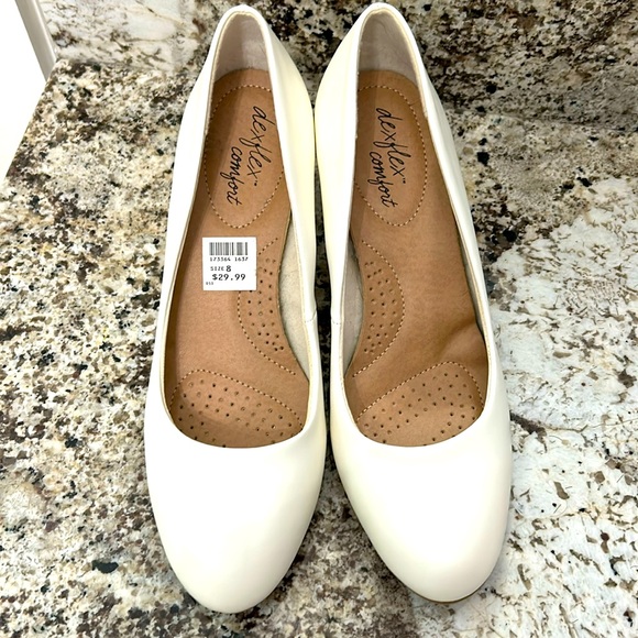 dexflex comfort Shoes - Women’s white 2.5” heels
